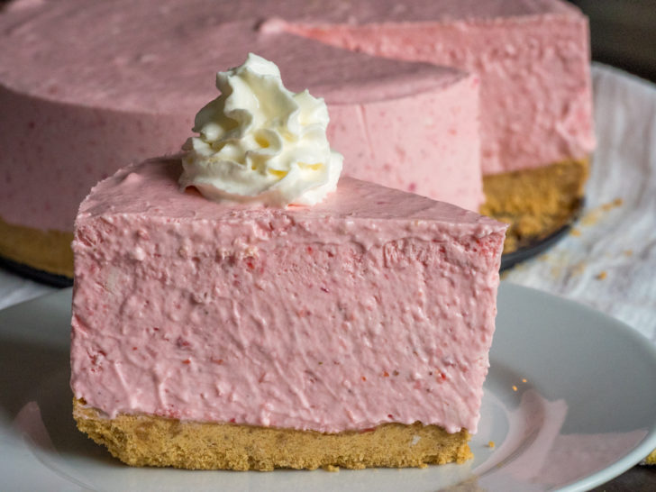 No-Bake Strawberry Cheesecake