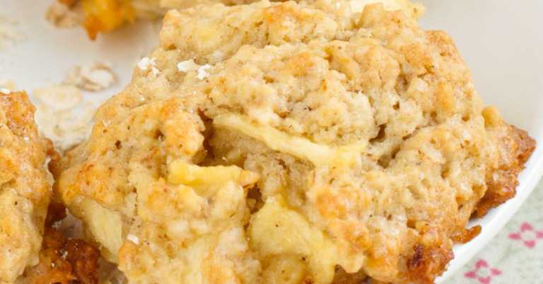 Oatmeal Apple Cookies