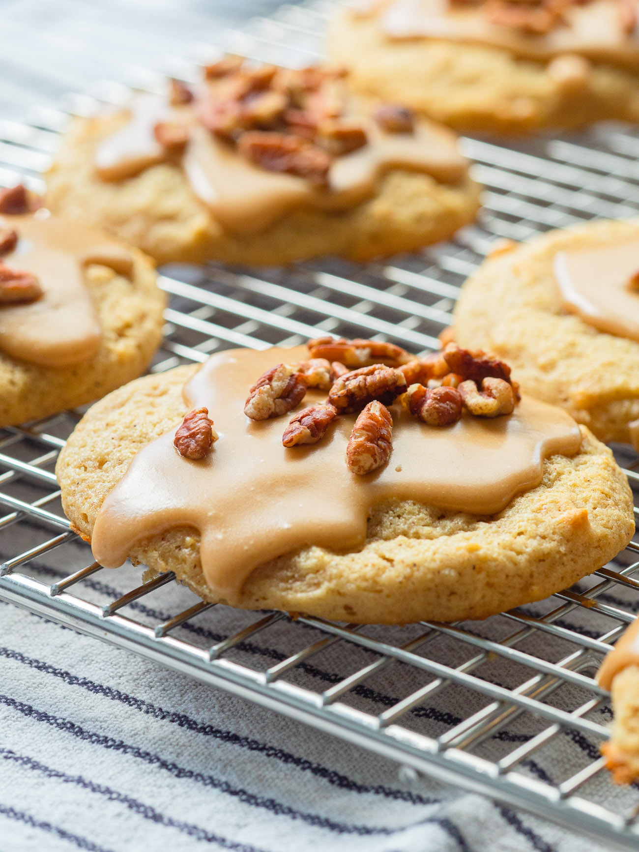 Frosted apple cider cookies