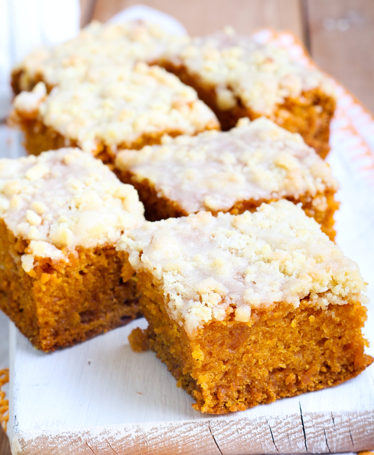 Pumpkin Streusel Coffee Cake