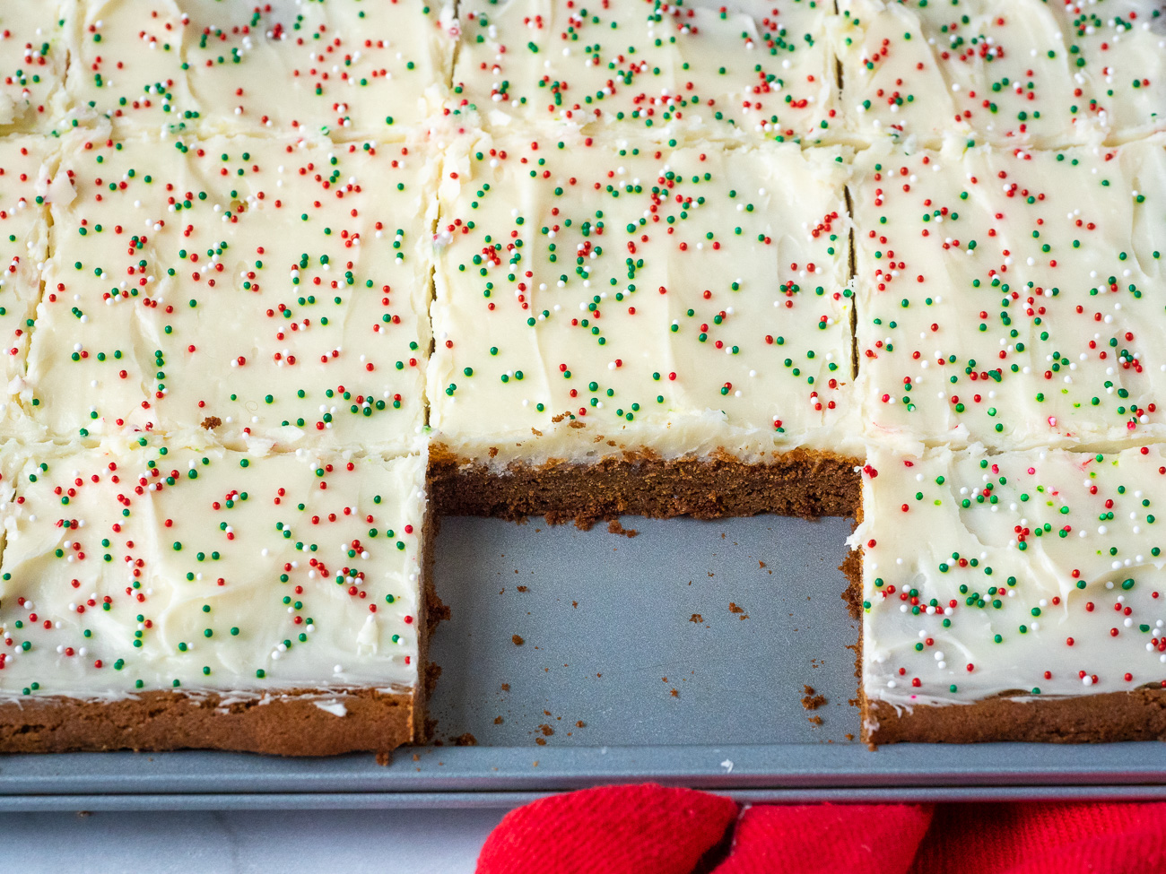 Gingerbread Cookie Bars