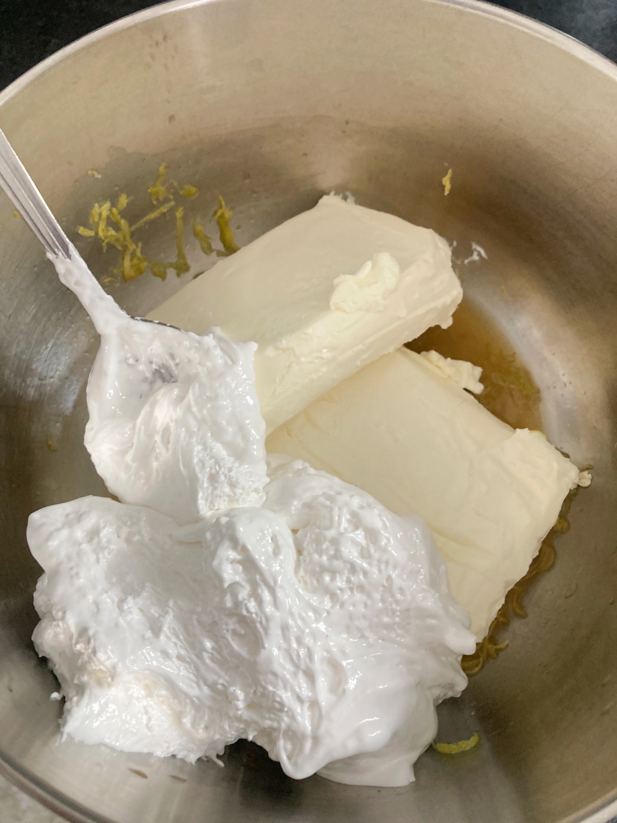 5-Ingredient No-Bake Cheesecake