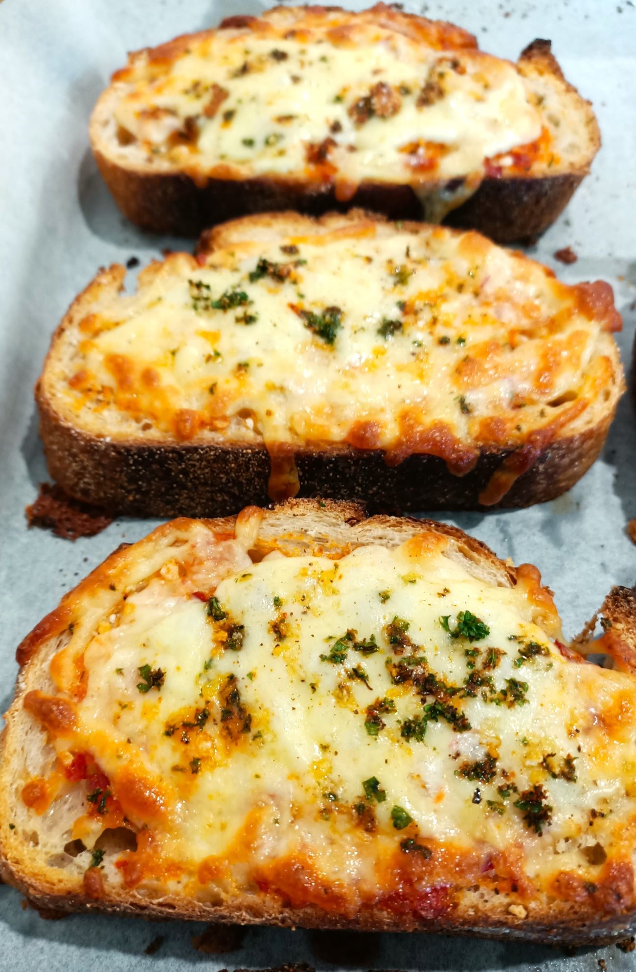 Sheet Pan Chili Cheese Bread Vertical 3