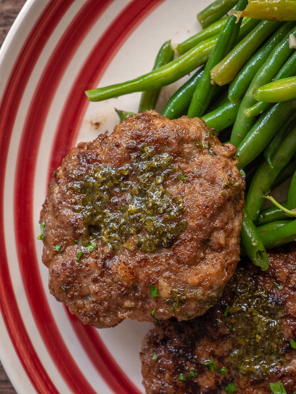 Julia-Childs-Ground-Beef-Patties-Vertical-9