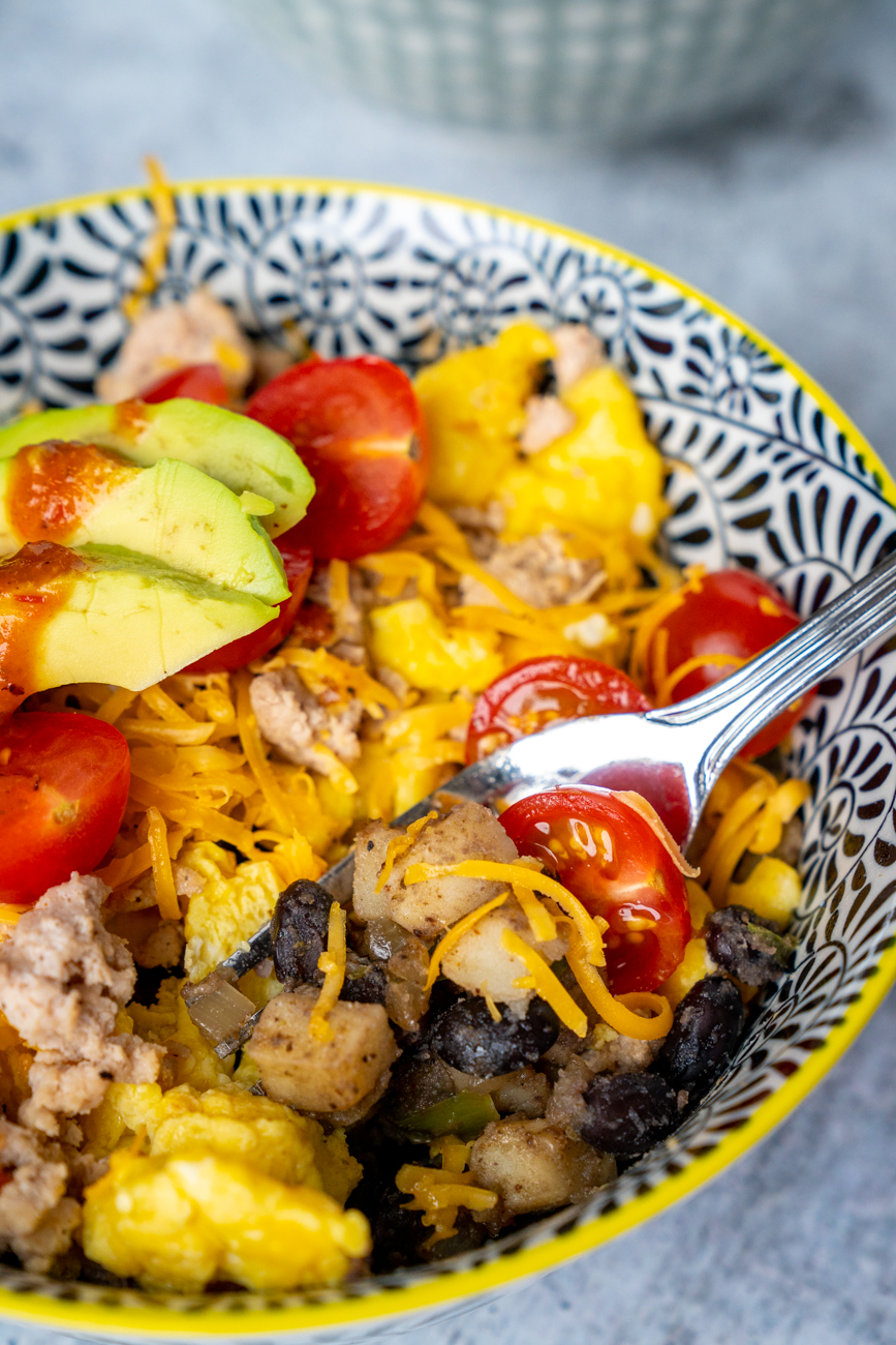 Healthier Southwest Breakfast Bowls