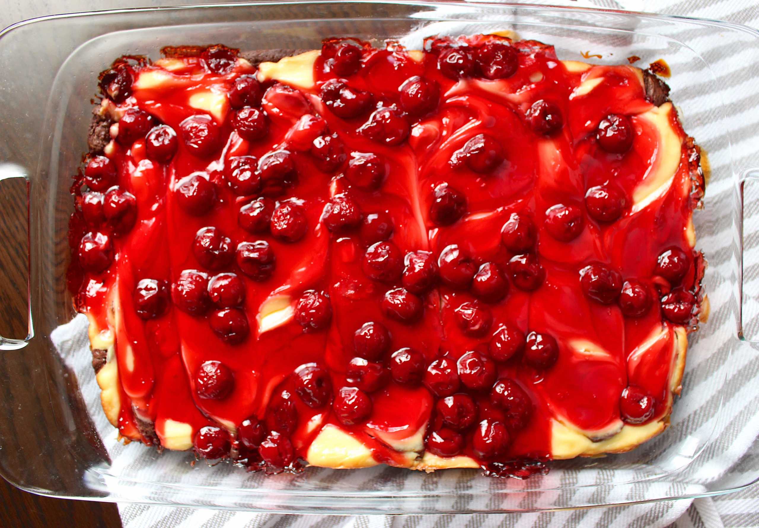 cherry cheesecake brownies 5-min