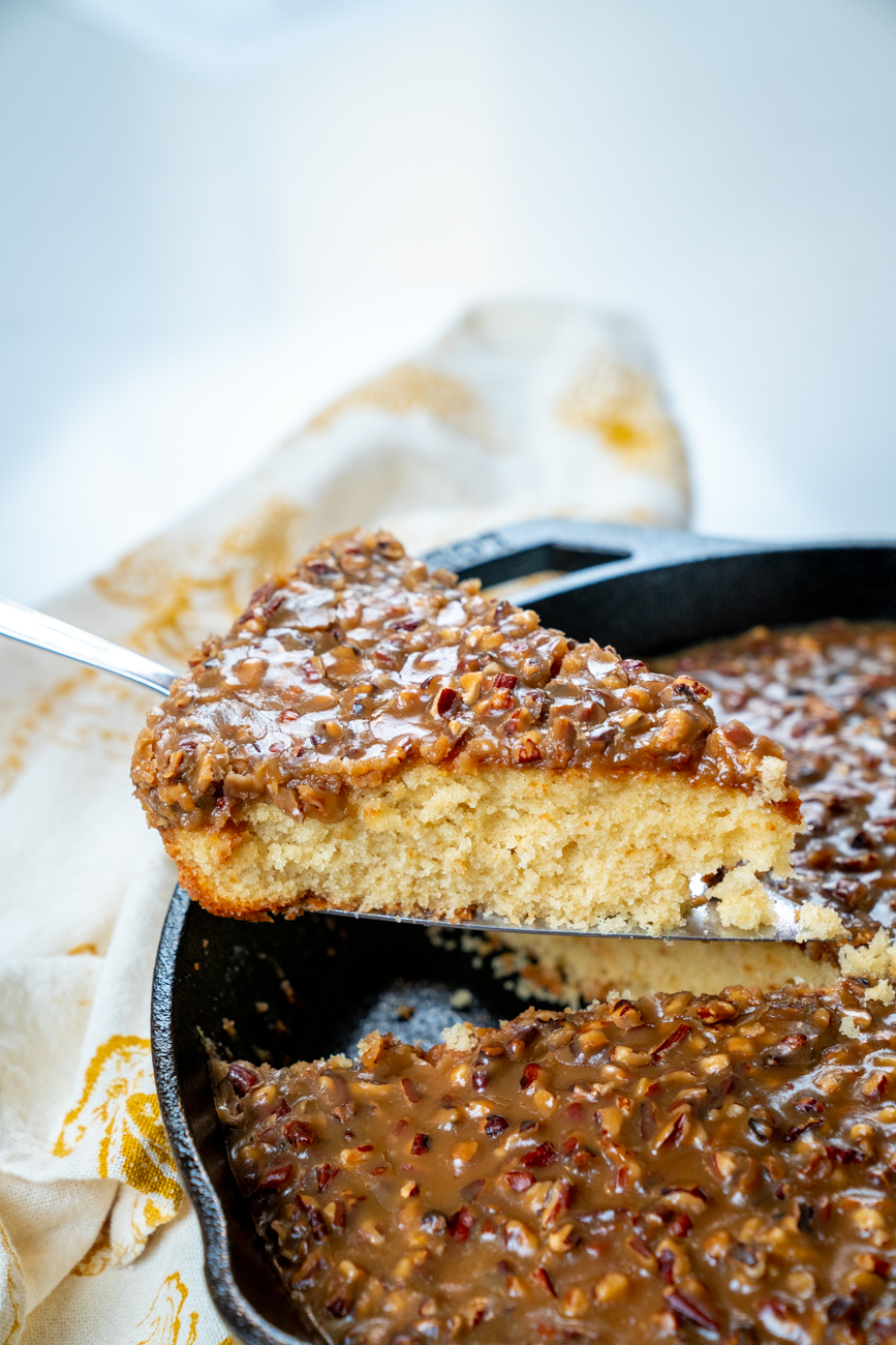 Buttermilk Pecan Praline Skillet Cake