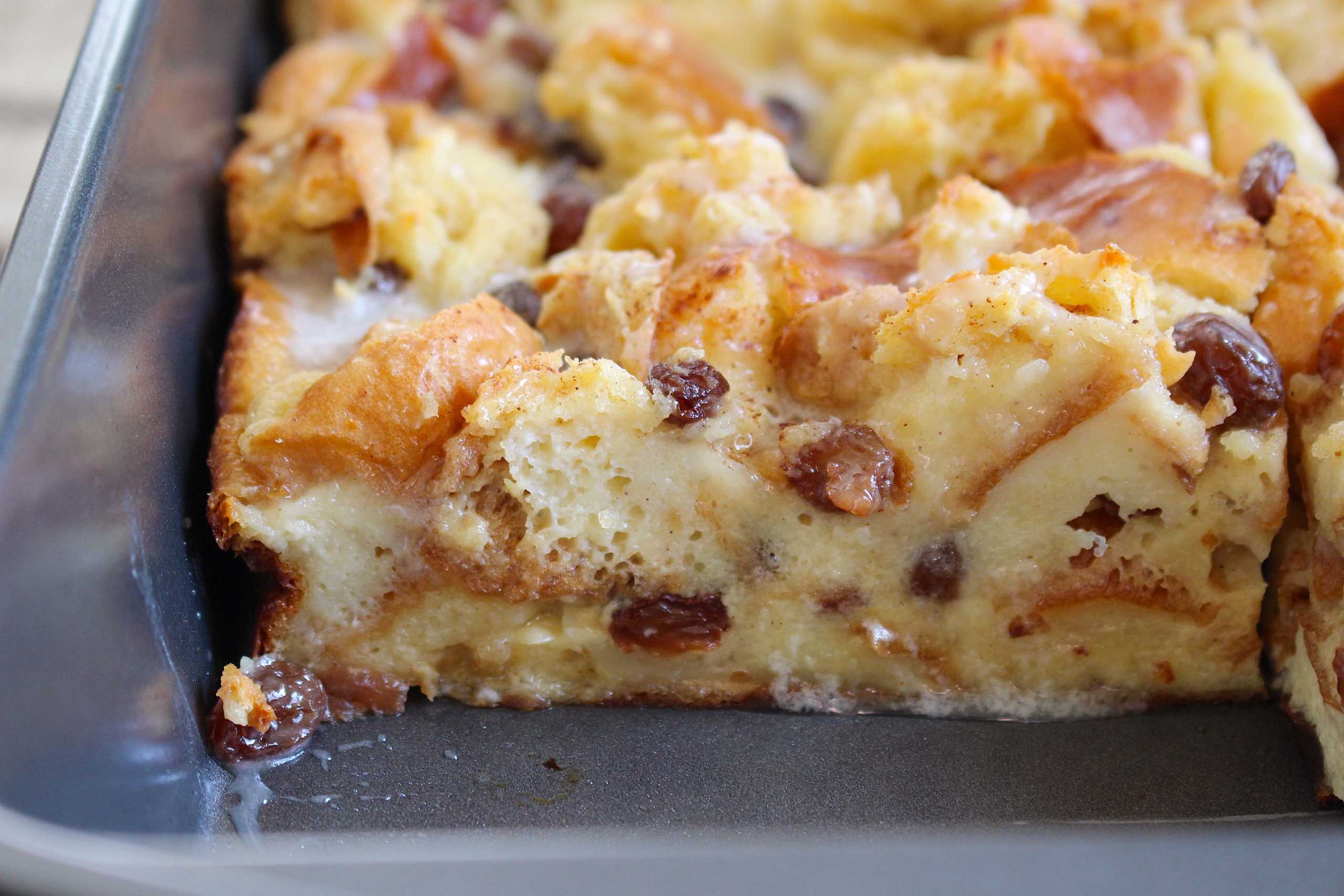 Cinnamon Raisin Bread Pudding 9-min
