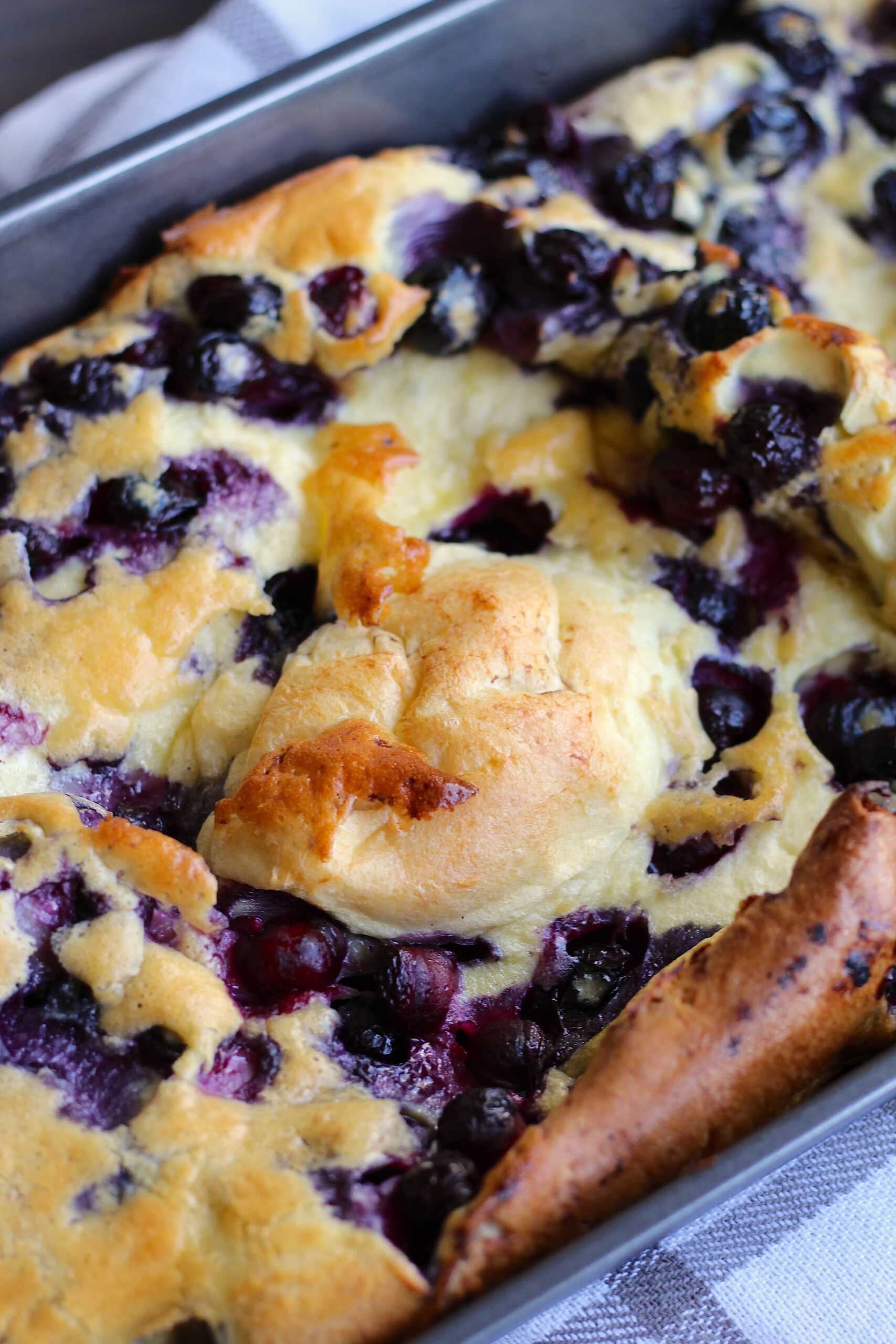 blueberry dutch baby 7-min