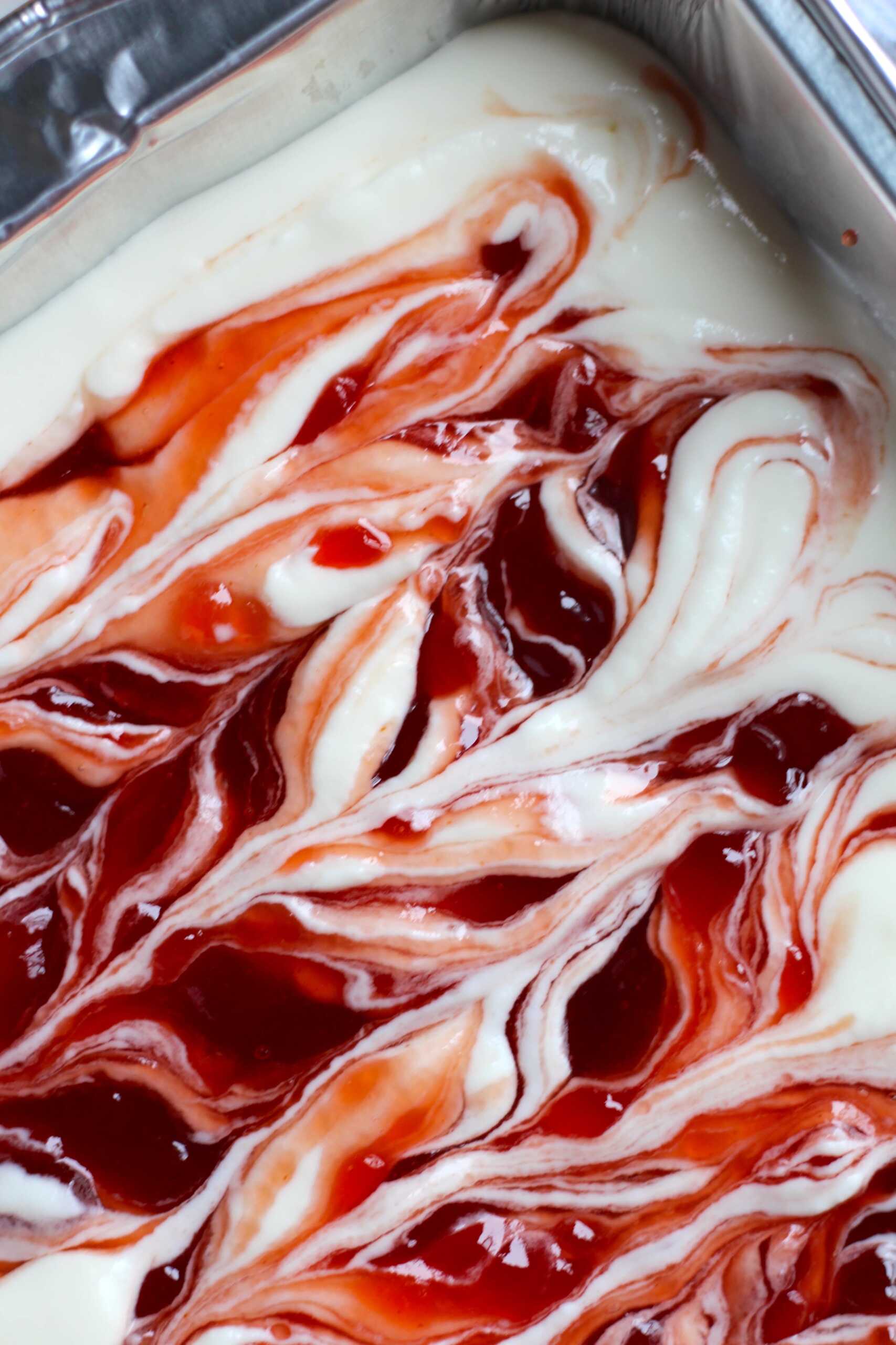 strawberry Cheesecake Dip 4-min