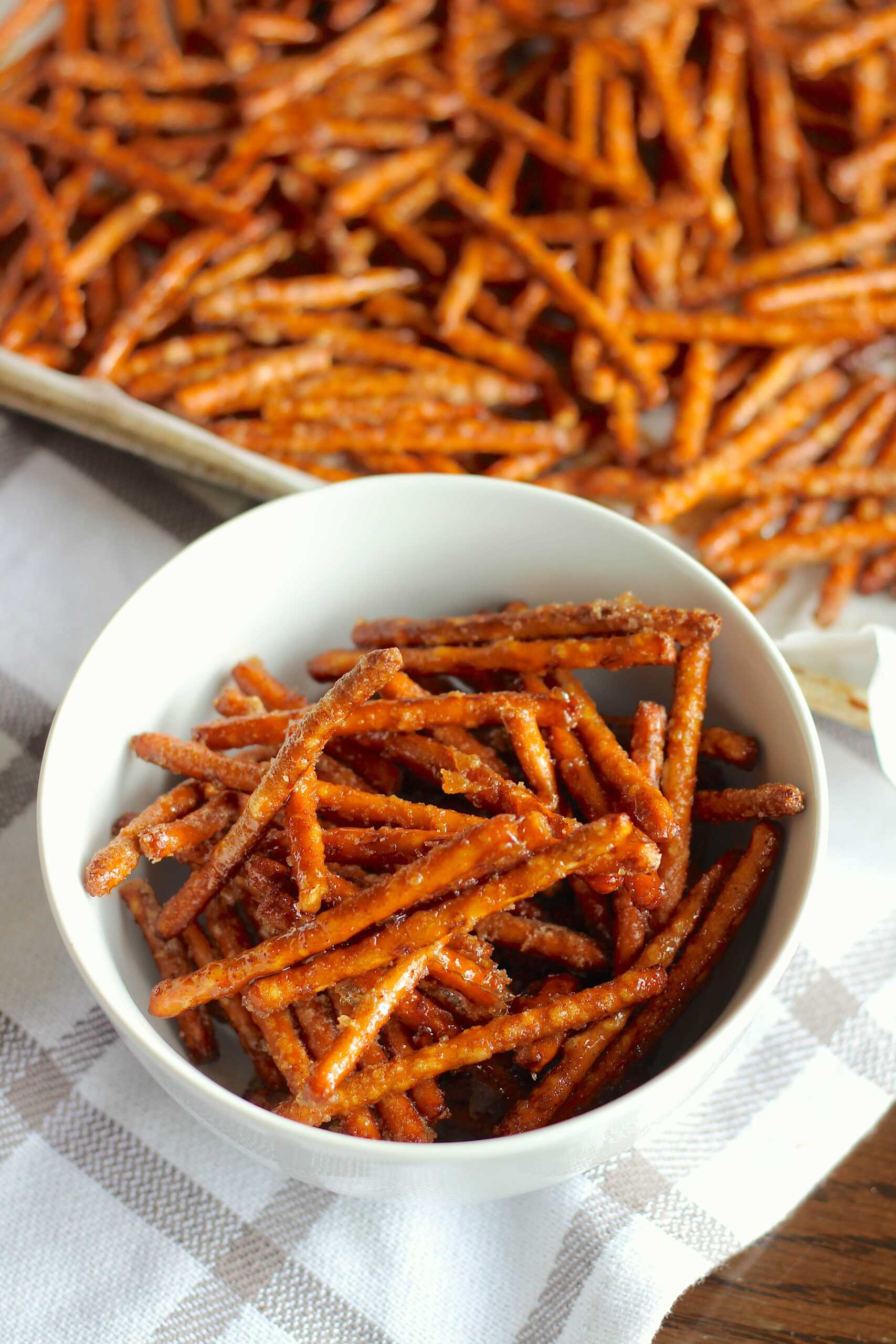 Cinnamon sugar pretzel sticks 8-min