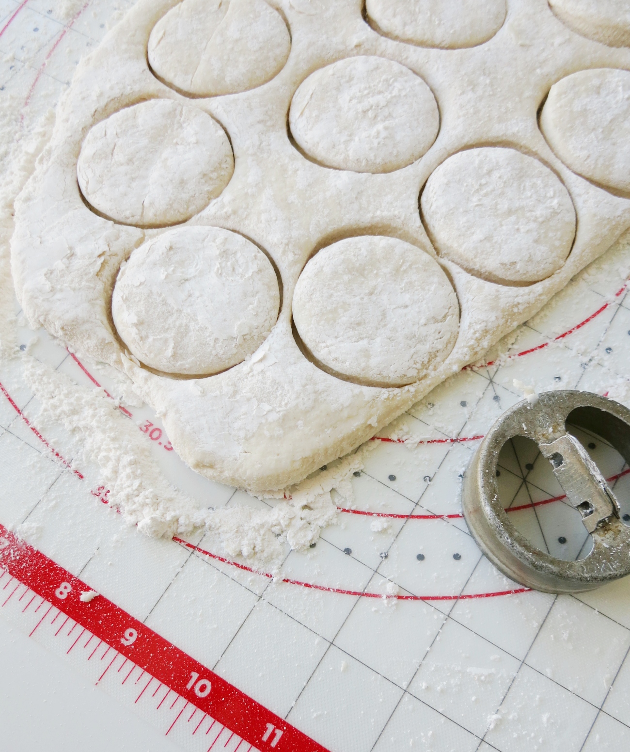 Classic Biscuits and Gravy