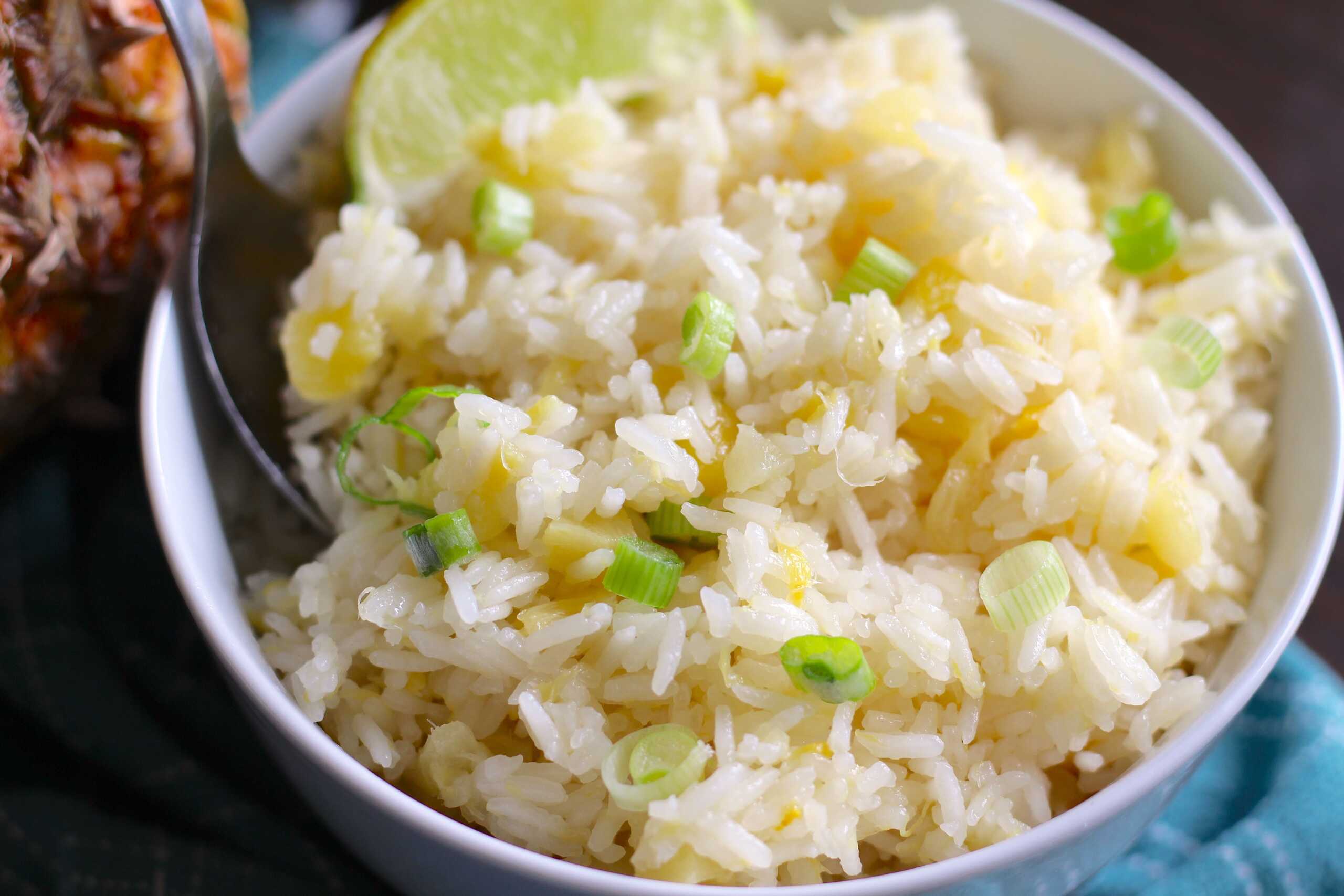 Pineapple Rice 8-min