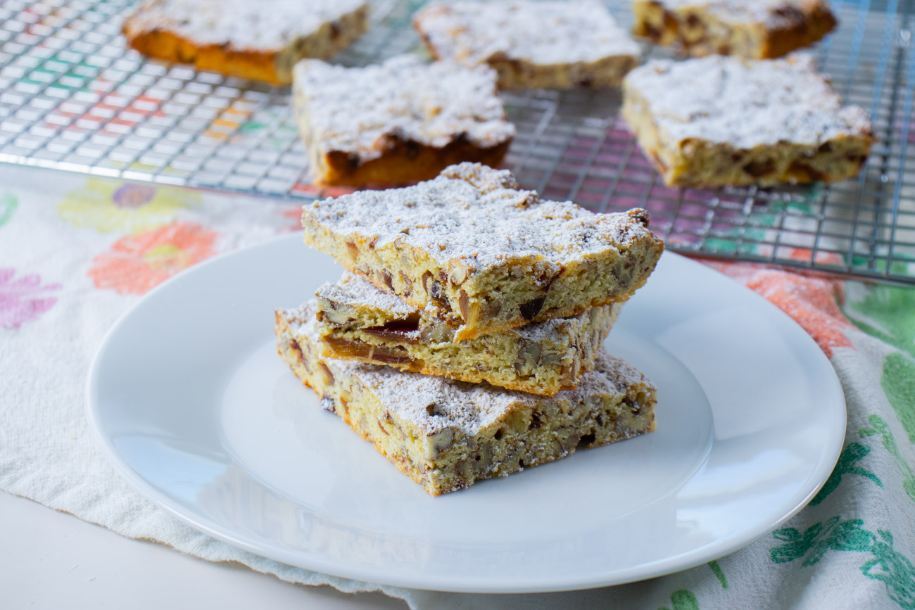 Date Nut Bars

