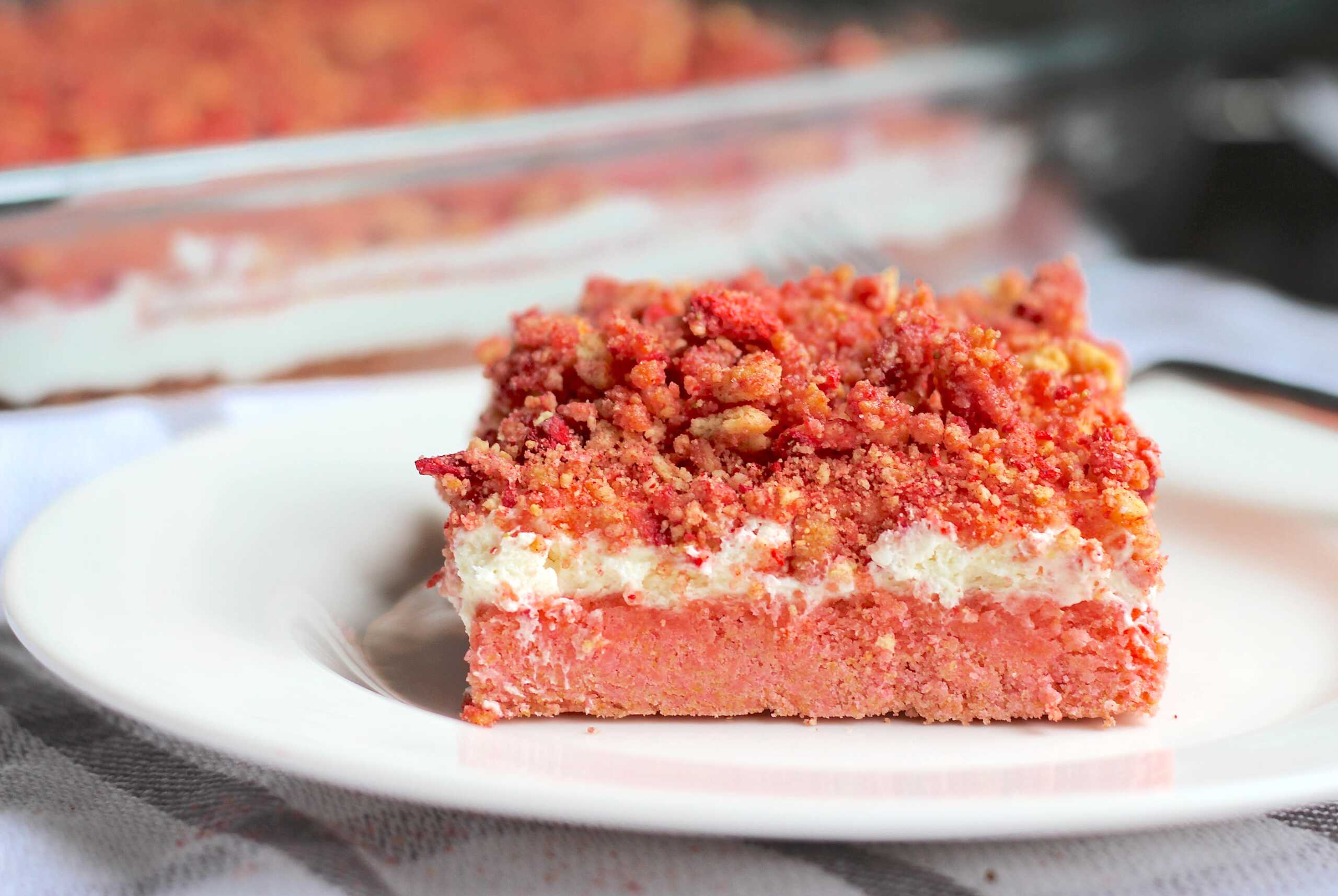 Strawberry Crunch Bars 7-min
