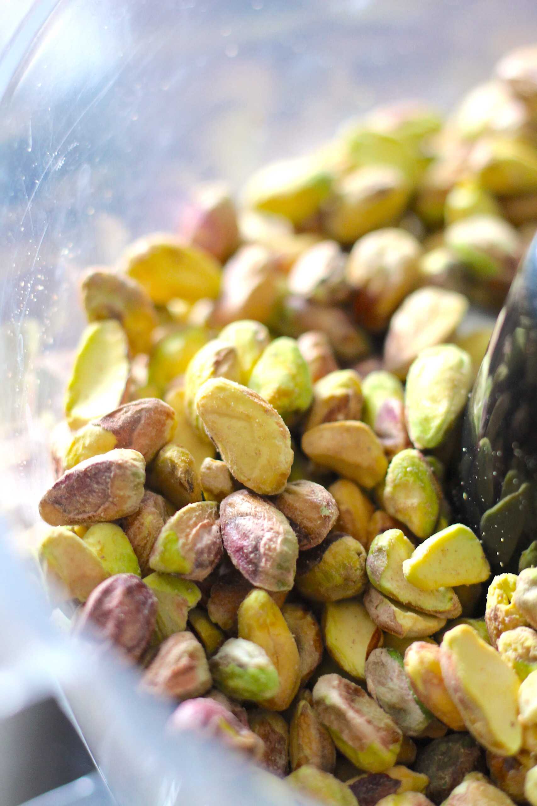 Pistachio baklava 1-min
