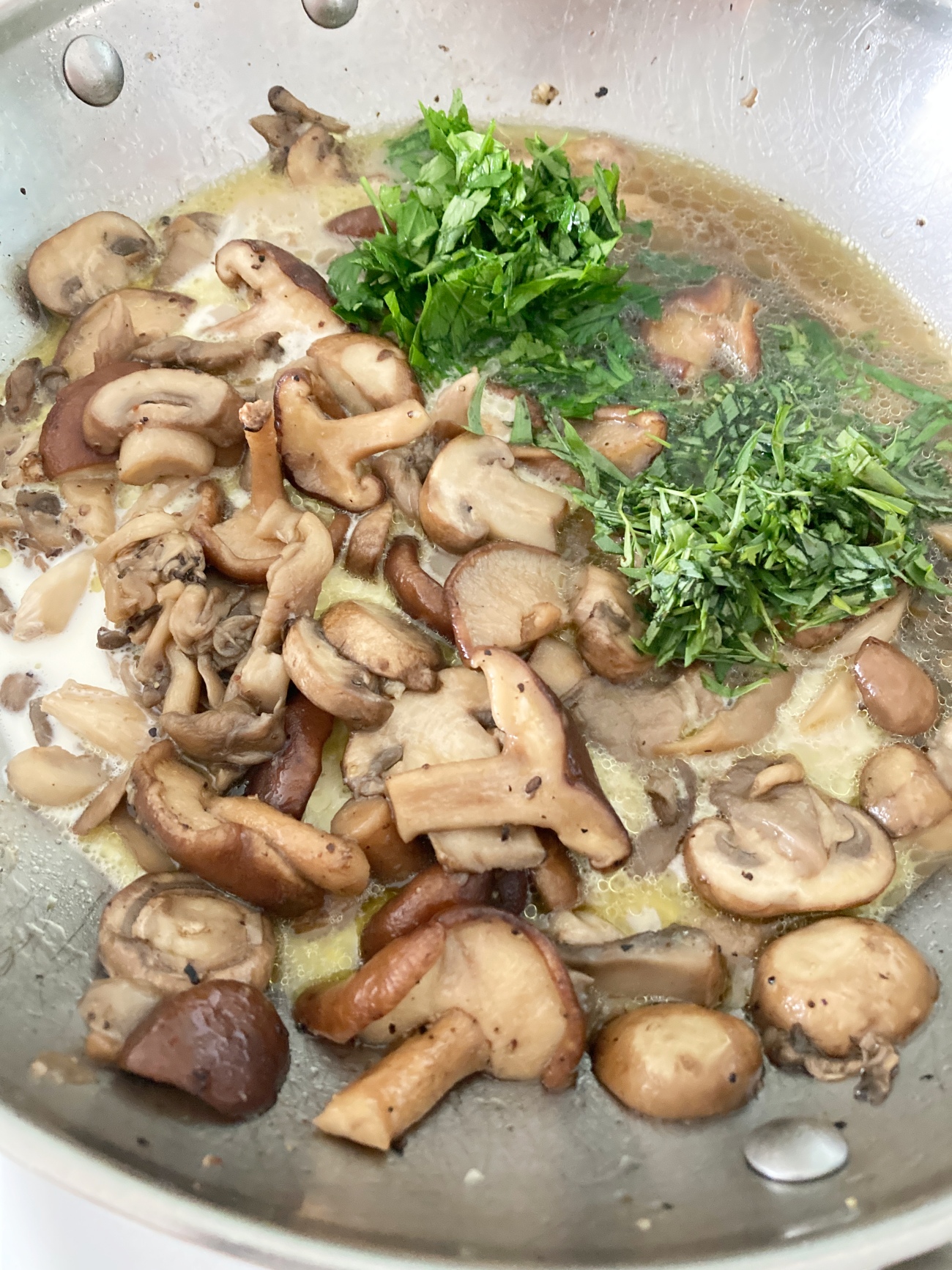 Herbed Mushroom Spoon Bread
