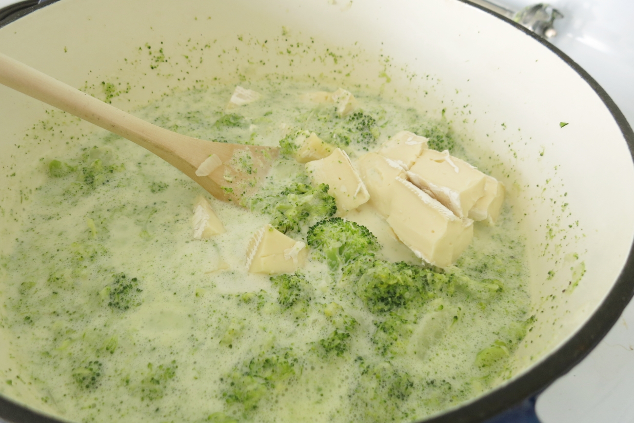 Broccoli Brie Soup