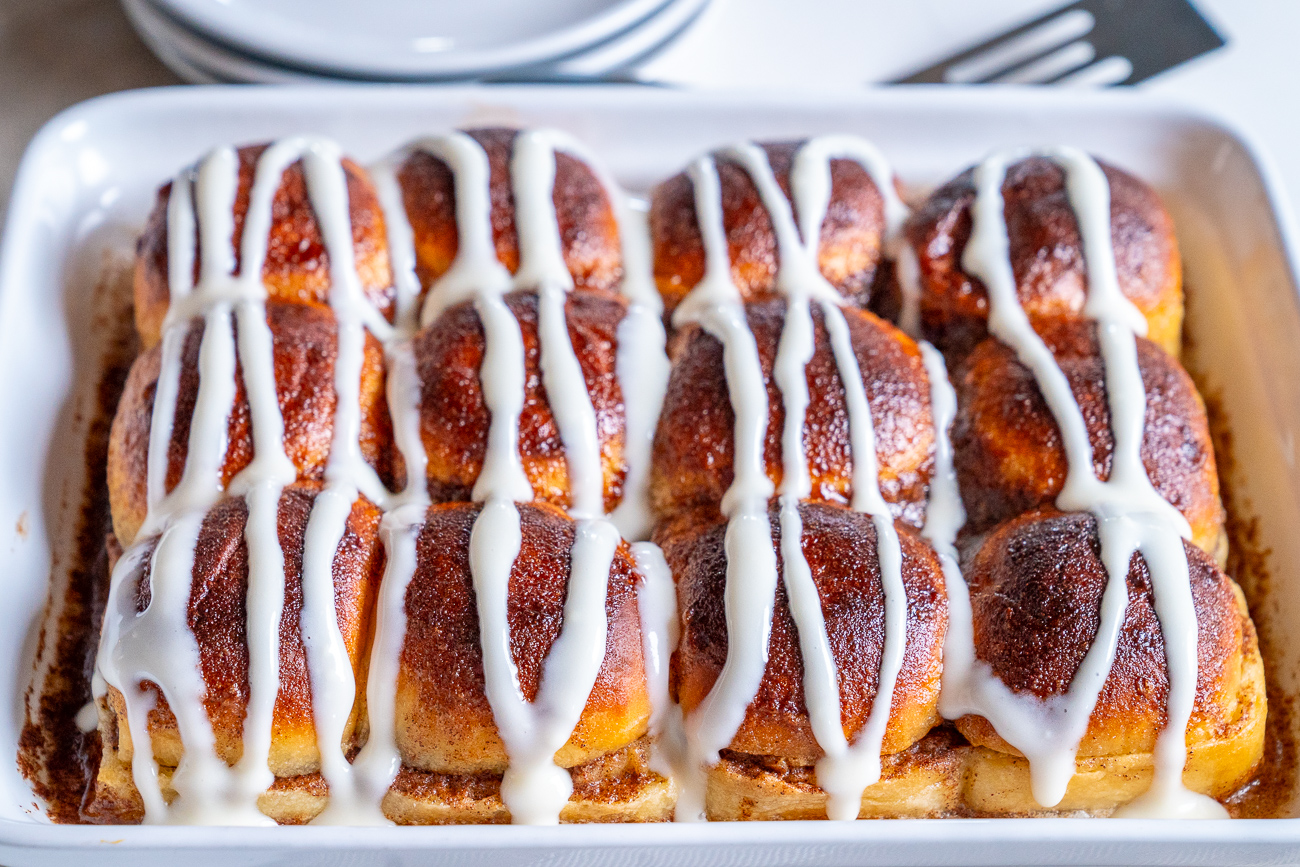 Cinnamon Roll Sliders Horizontal 1