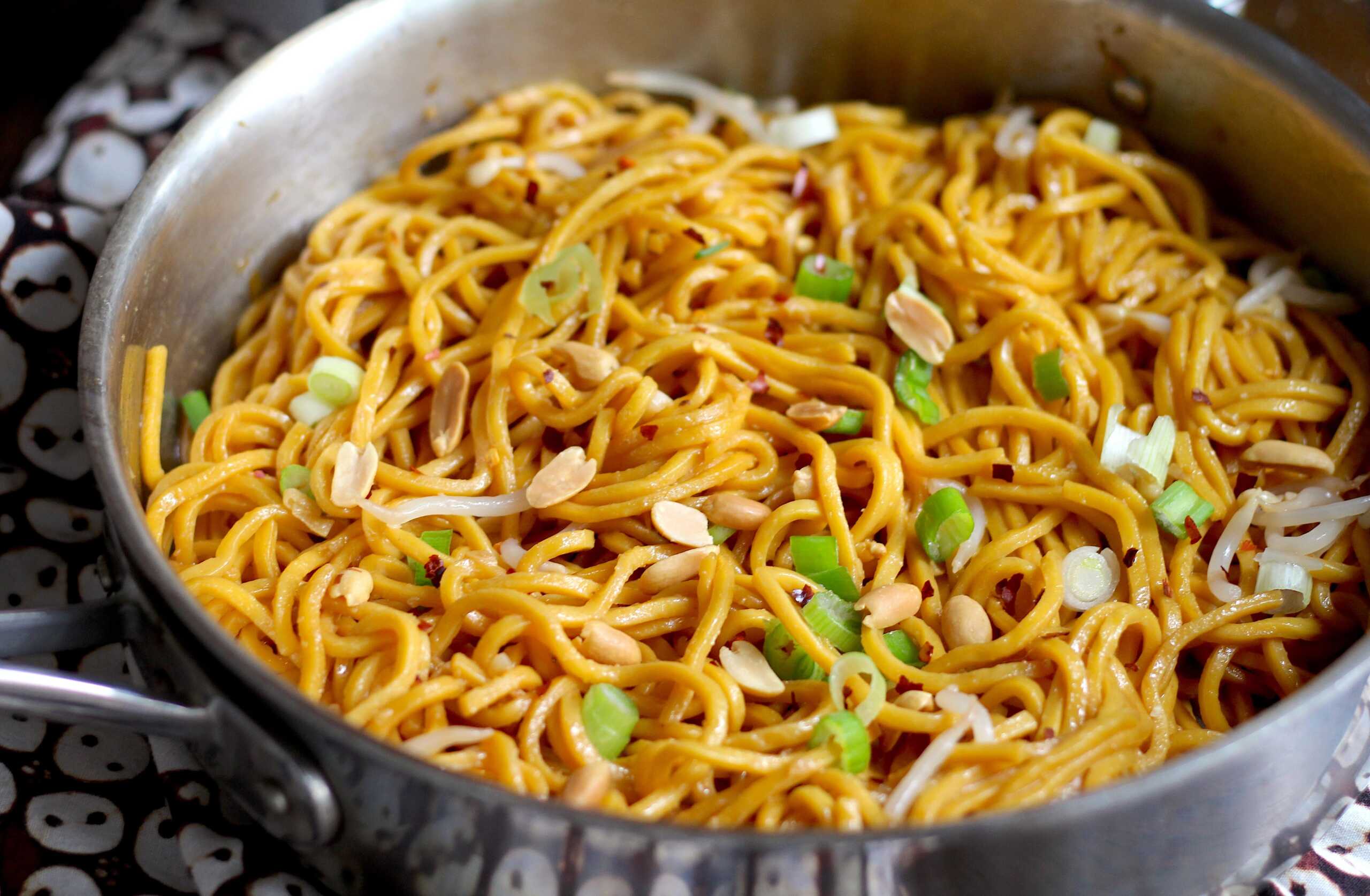 soy sauce noodles 3-min