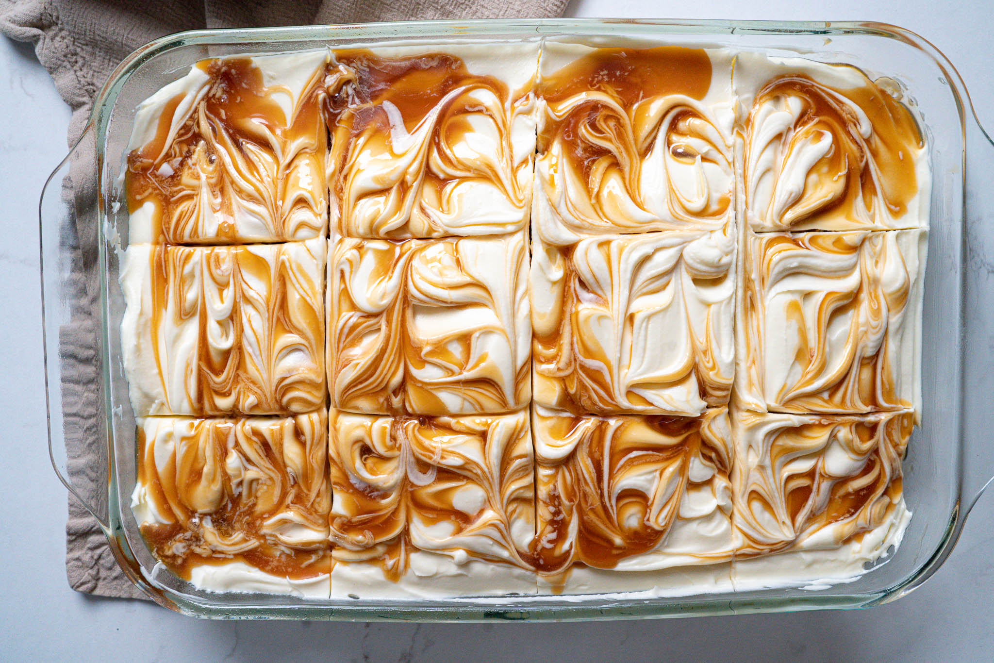 Caramel Poke Cake Hori-24