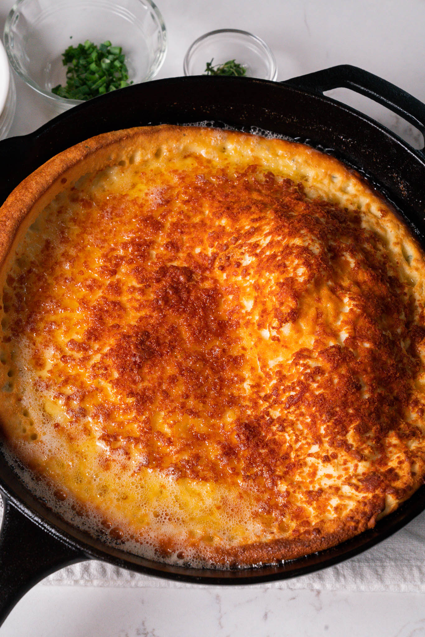 Herb & Cheese Dutch Baby Vert-20