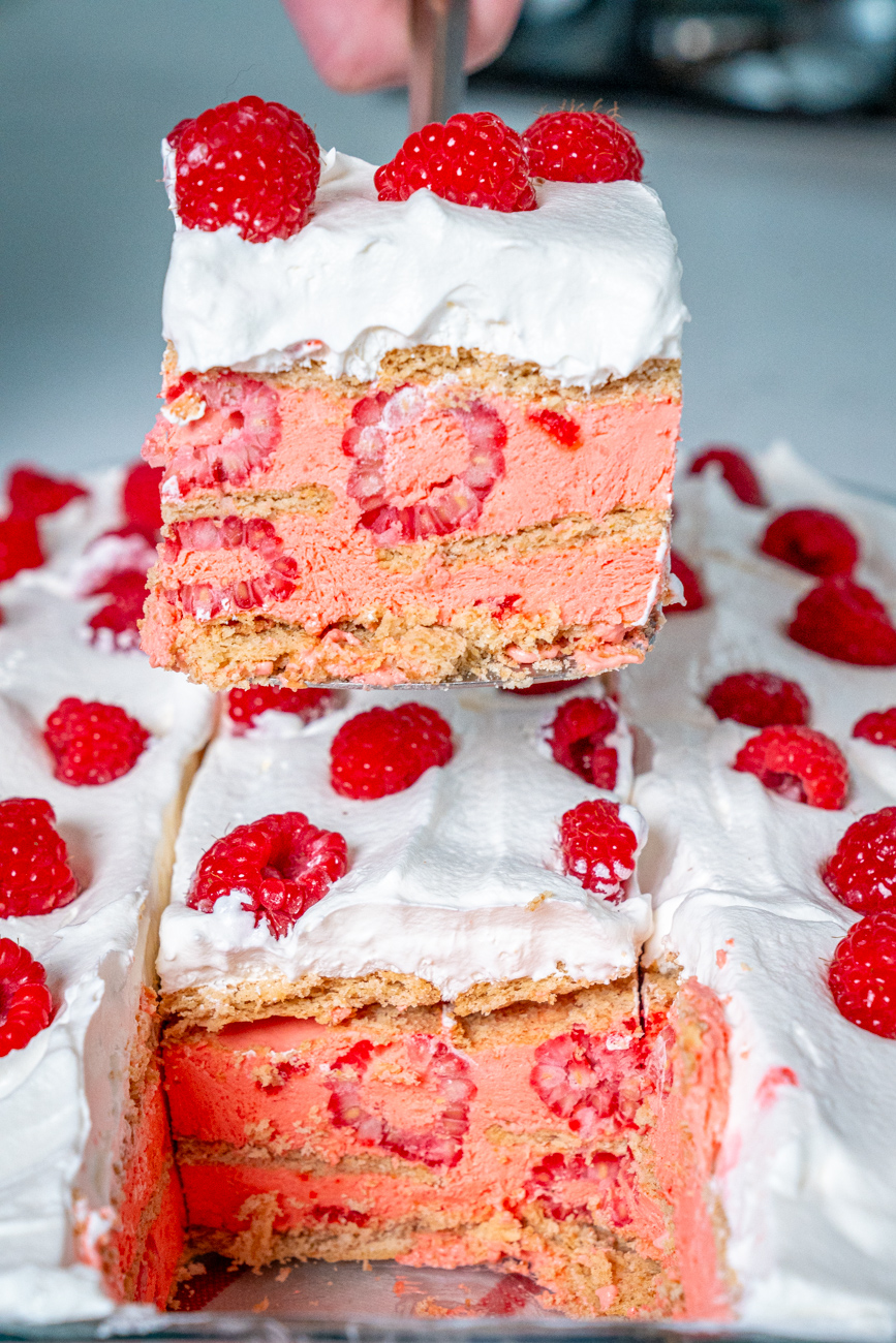 Raspbery Icebox Cake Vertical 18