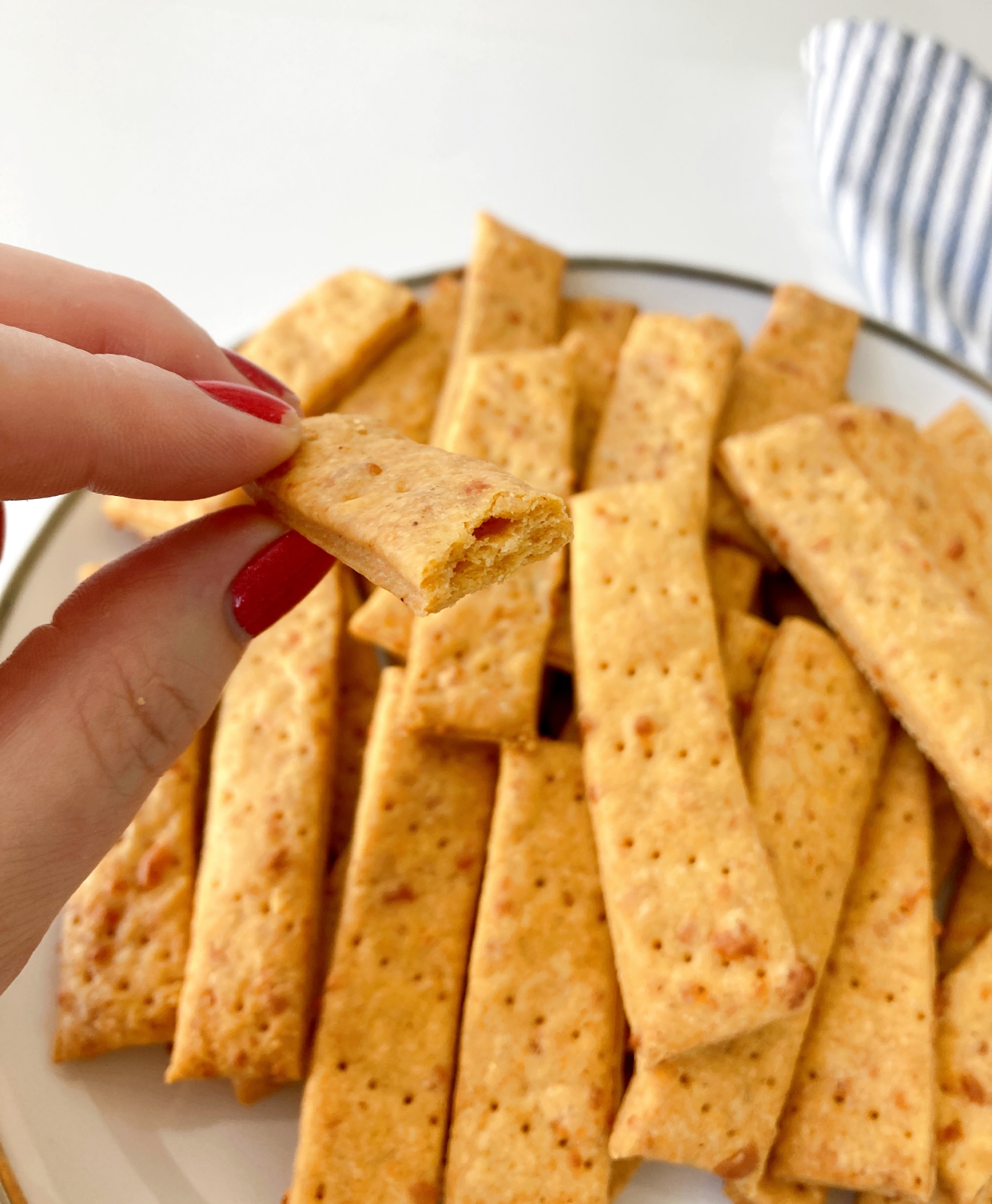 Snappy Cheese Sticks
