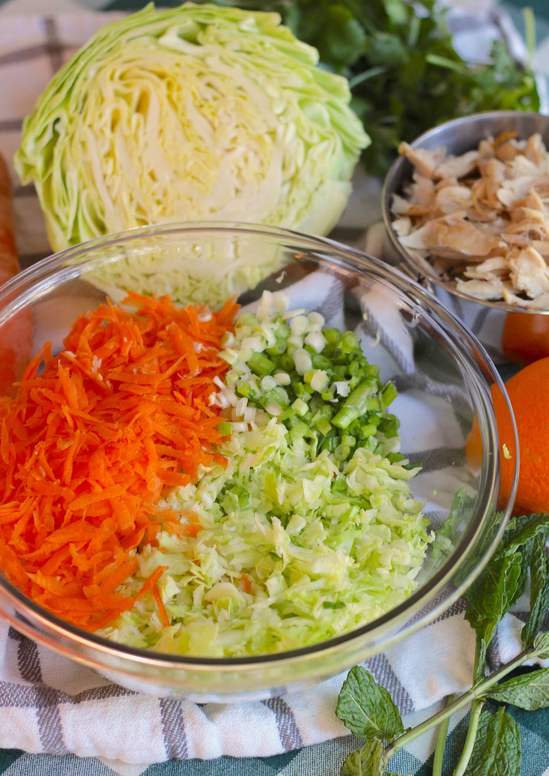 cabbage sesame chicken salad 1-min