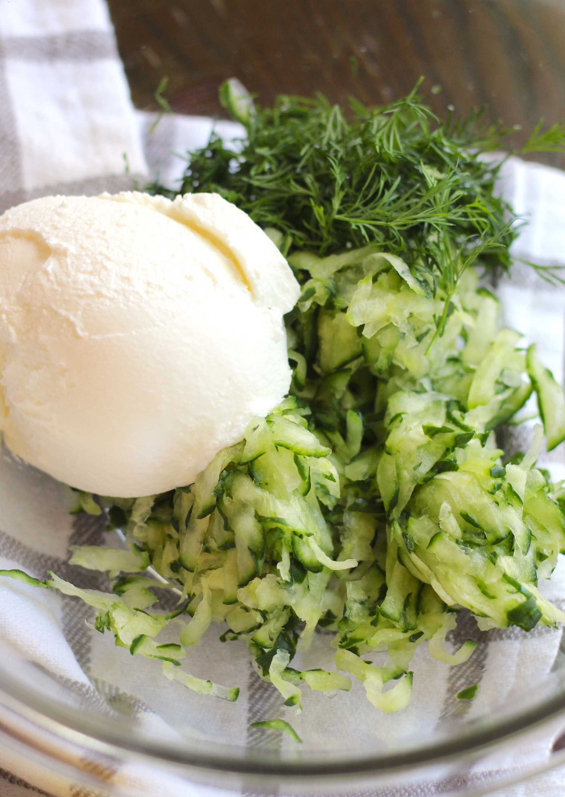 tzatziki chicken salad 2-min