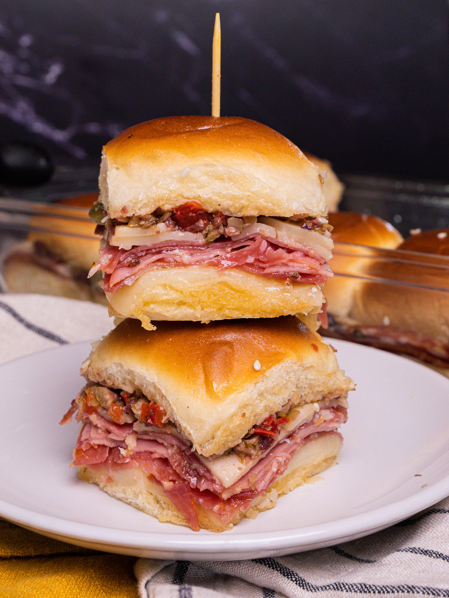 Muffaletta Sliders Vert-05
