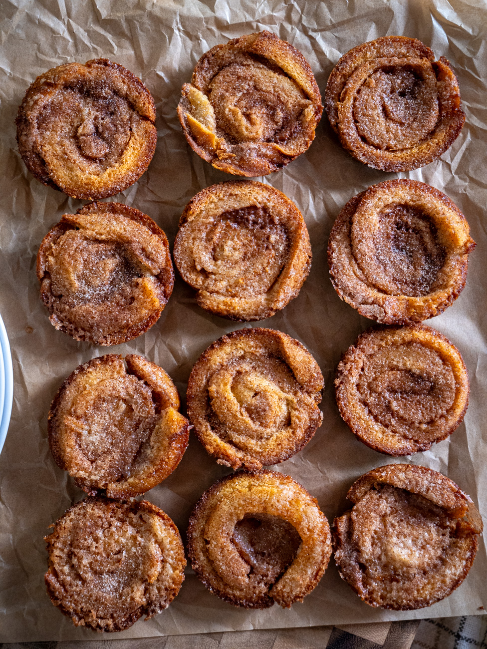 Bread Crust Cinnamon Rolls Vertical 6