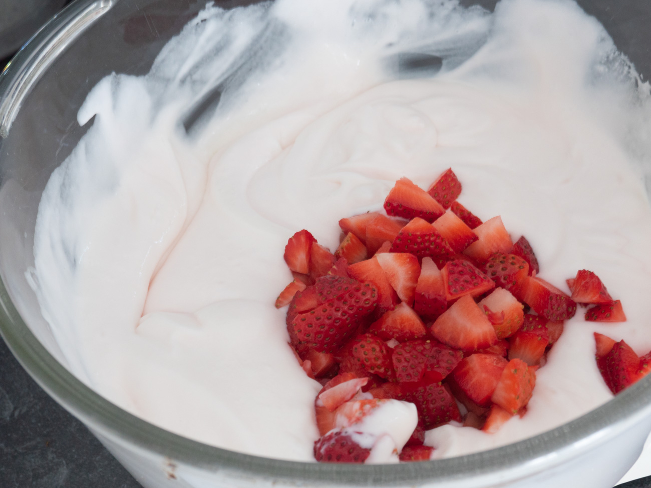 4-Ingredient Yogurt Pie