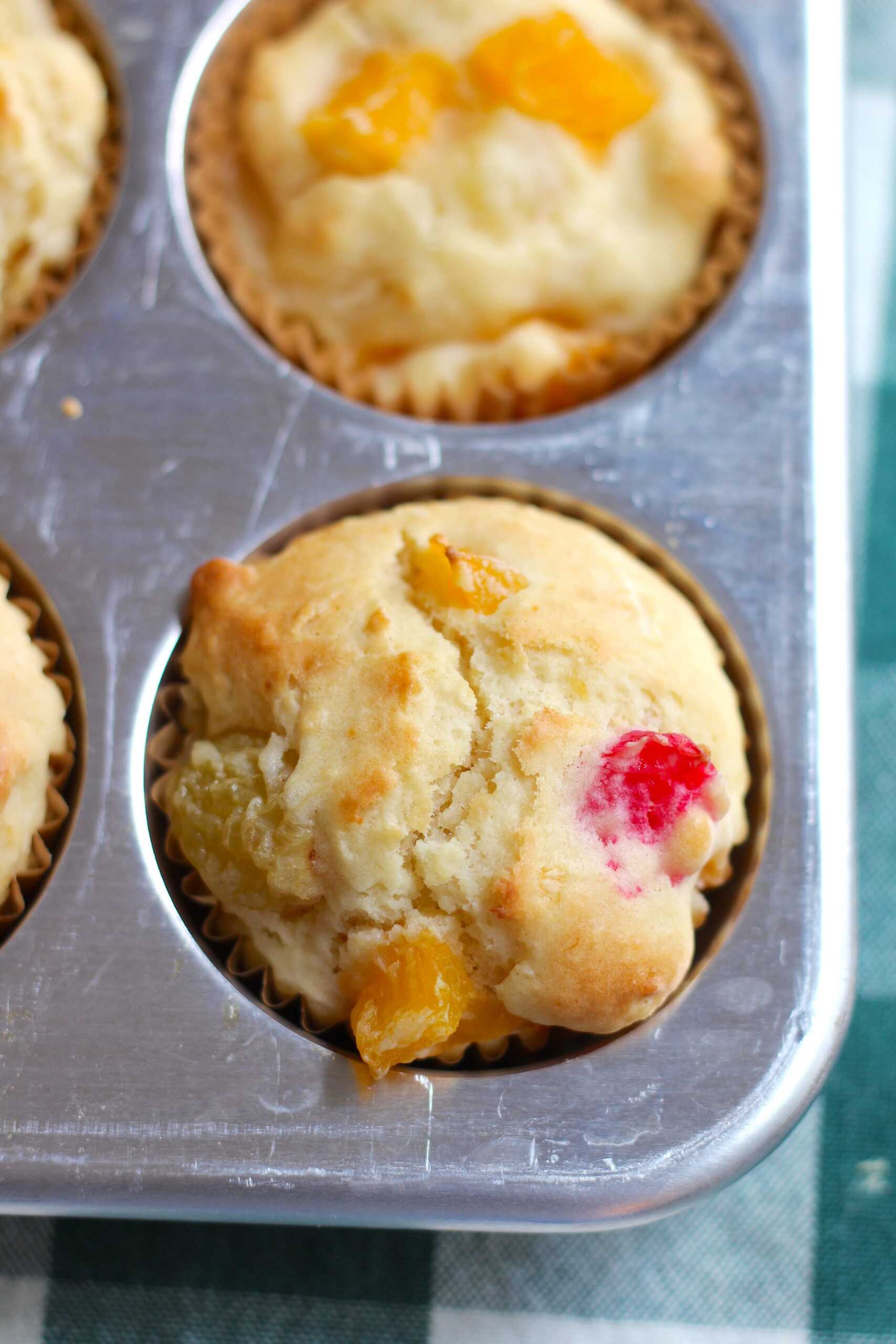 fruit cocktail muffins 3-min