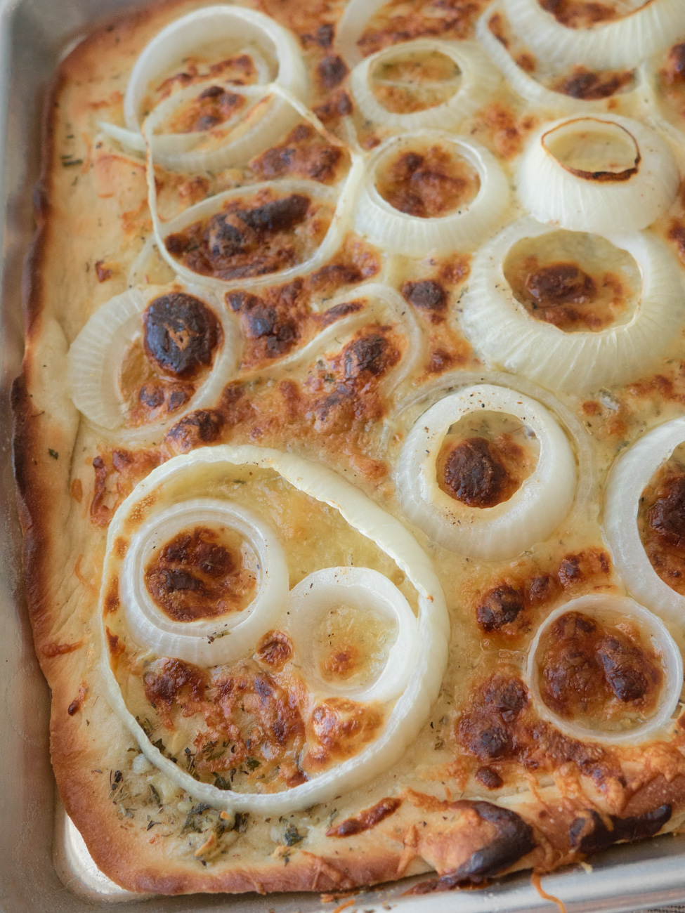 Tennessee Onion Pizza
