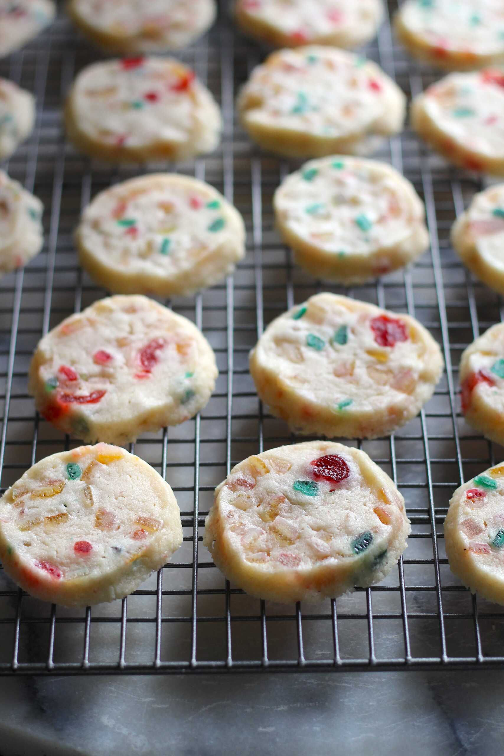 Fruitcake shortbread cookies 8