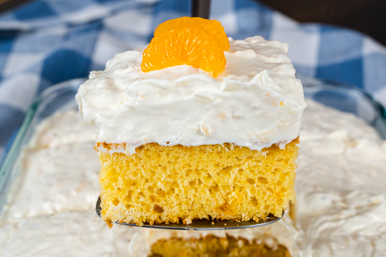 Pig Pickin' Cake Horizontal 3